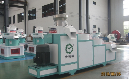 大量畜禽糞汙如何處理，生物質顆粒機來幫忙